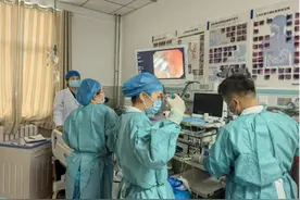 “镜”益求精，刚察县人民医院内镜微创铲除肠道“伏地魔”图片