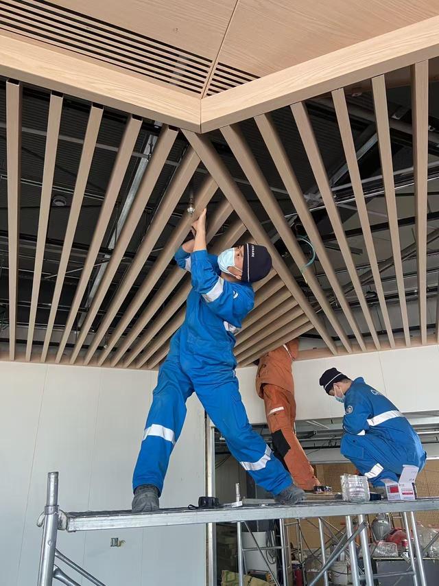 2026年秦岭站将全面建成 极寒天气考验下怎样破解建站难题？