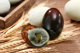 辟谣转发！皮蛋不是“坏蛋”，更不是“毒蛋” | 农视点图片