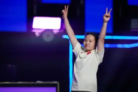 亚运史上首次决出霹雳舞奖牌！中国队一金一铜：17岁刘清漪女子项目夺金直通奥运图片