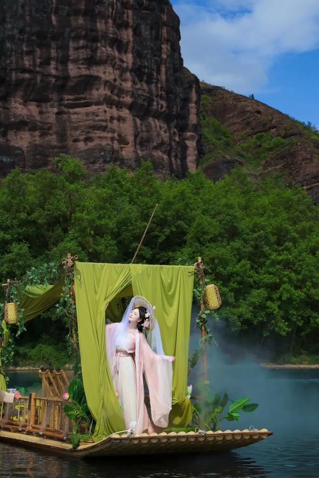 球迷免票！双超联动！龙虎山承包你的旅拍大片！
