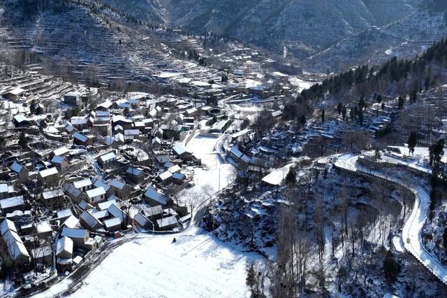 好看新乡 | 雪落南太行，邂逅一场冬日旷世奇景