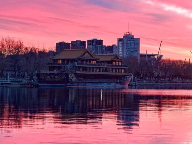 今早北京绝美朝霞，来了！