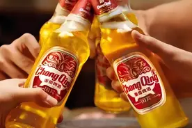 重庆啤酒第三季度业绩双降，高端产品收入减少近一成图片