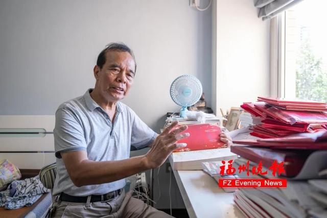 骑行19年，撰写50多万字！福州“硬核”大爷，太牛了！