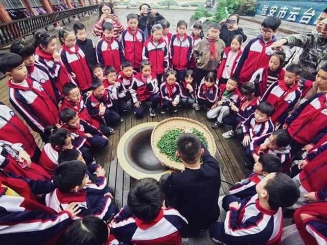 秋假已至  在雅安研学何止“三线”行？