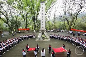 清明将至 缅怀先烈图片