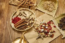 暑热未散，用对中药强体魄图片