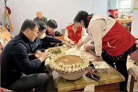 德州长河街道八里庄社区“温情冬至 缤纷饺子宴”冬至主题活动图片