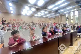 昆明市书林二小福海校区开展滇池流域鸥类知识科普讲座图片