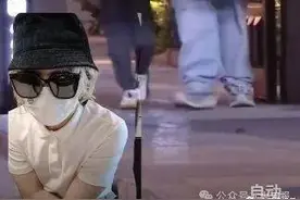 热搜爆了！女星赵丽颖被曝新恋情，男方是导演赵德胤？图片