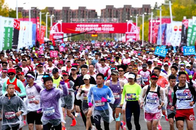 【央媒聚焦丨人民网】双节期间克拉玛依文旅市场接待量猛增