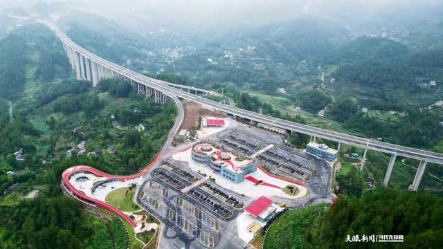 科技创新 数智赋能！“贵州高速”流动风景线链接黔地人文