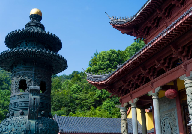 沿着高速看江西国企｜百名主播引爆千万流量，仙女湖如何靠“职人矩阵”破局文旅寒冬？