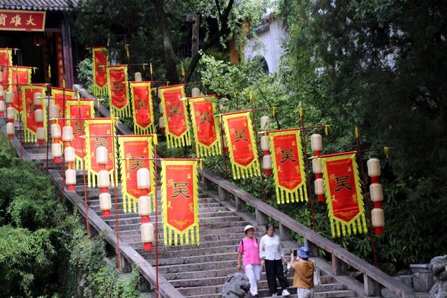 江苏苏州：2025金秋虎丘庙会开幕在即