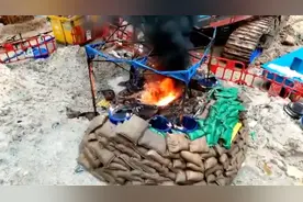 烧毁炸药现场烈火熊熊！香港战时炸弹拆弹成功，居民有序回家