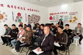 满城北街街道：平价诚信餐饮服务助力“五一”消费图片