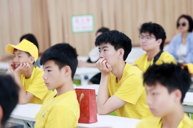 漂洋过海寻根 跨越万里相聚——2025“亲情中华·中国寻根之旅”夏令营江苏淮安营开营