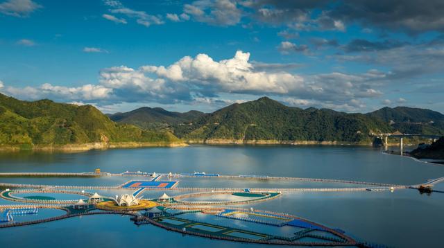 阳光罗甸 “橙”意满满 邀您过冬 —“享暖冬 趣罗甸”2025年罗甸暖冬新玩法在贵阳发布