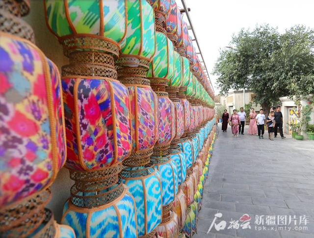 对口援疆 潮涌天山丨老街小巷焕新颜