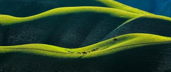 “世界喀拉峻·中国八卦城”新疆特克斯县亮相《300秒看家乡》