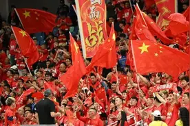 国足1:3不敌日本！五年来首破日本球门图片