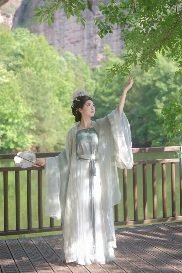 球迷免票！双超联动！龙虎山承包你的旅拍大片！