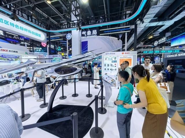 2025世界人工智能大会上，长三角这一科创园区的展台火了！