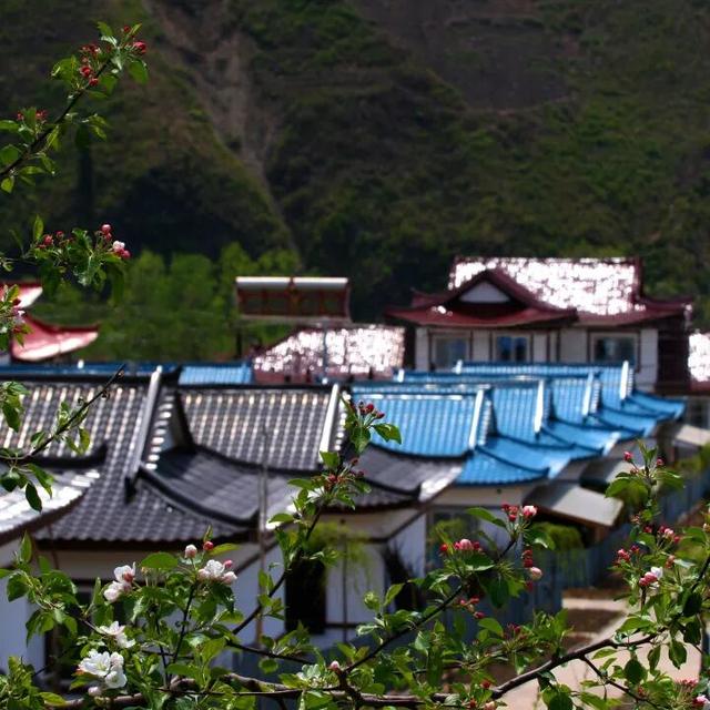 乘着高铁游白山 | 双节同庆 G331五彩边境自驾4日游