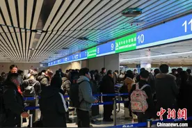 今年以来哈尔滨空港口岸入境外籍旅客同比增145%图片