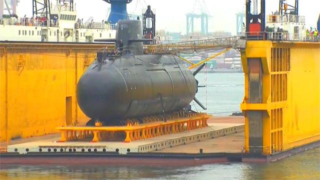 “摧毁伊朗”还是再次“极限施压”?美国选择一鱼二吃