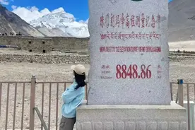 “20岁女孩裸辞穷游22个城市”引争议，当事人回应图片