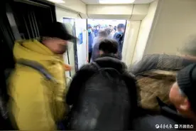 春运里的青岛北站，我在记录图片