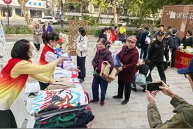 衣暖人心，北山街道开展冬衣捐赠活动图片