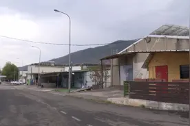 记者探访丨黎以临时边界交火持续 小城街道空荡少行人图片