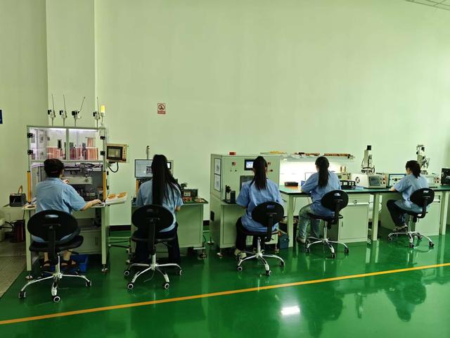 “国字号”认定！西部机器人全产业链唯一