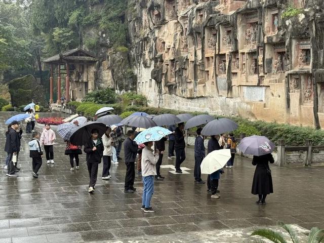 首个秋假持续升温，巴中玩嗨啦！