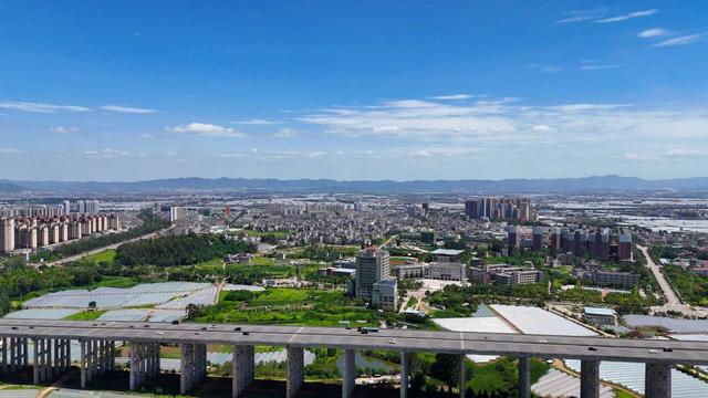 旅居云南·入昆第一站丨嵩明旅居缘何双双“上榜”？
