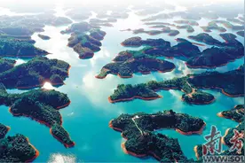 坐高铁 赴五华之约图片