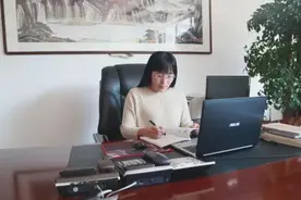 强国复兴有我 点赞吉林劳模⑯｜龚小杰：30年坚持教育初心的老师与校长图片