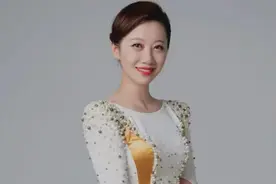 一起走进罗贯中故里！民族女高音吴双一曲《贯中故里歌》，唱出了故乡人的豪情与荣光！ | 民歌中国·联星图片