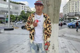 上游观察丨复盘魔幻走红的诺米和爆火的“成都迪士尼”图片