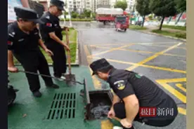 以“雨”为令，闻“汛”而动！武汉东西湖新沟镇街多个社区开展行动图片