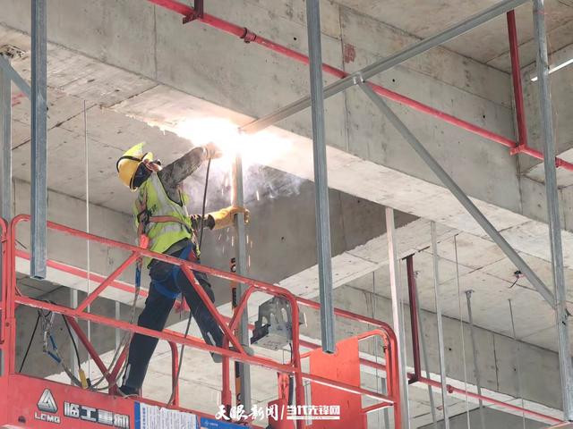 黄果树游客服务中心项目预计国庆节投用 | 大抓项目看进度