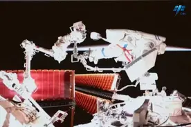 第二次出舱圆满成功！神十九航天员将在太空迎蛇年春节图片