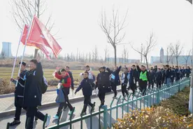 16公里黄河徒步 济南天山实验学校别样开学典礼燃爆春日图片