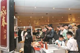 《咏春》特别版亮相香港博得满堂彩图片