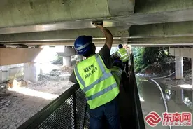 漳州交通执法：天宝大桥桥梁动静载检测工作完成图片