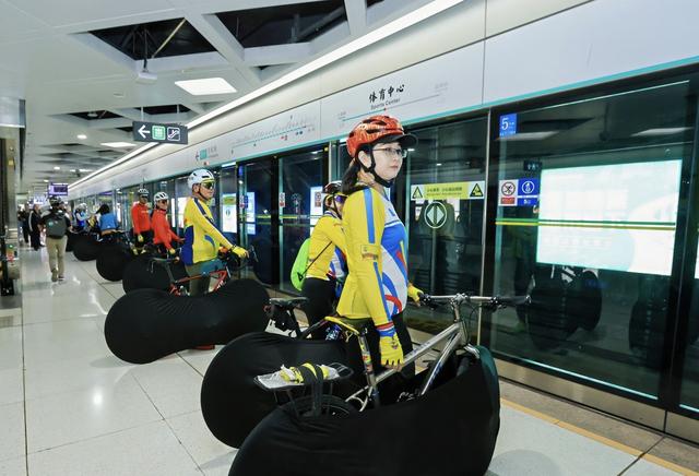 深圳4条地铁线试点：自行车也能上车了