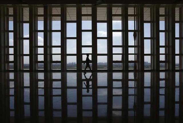 推开南开的窗，你会看到——